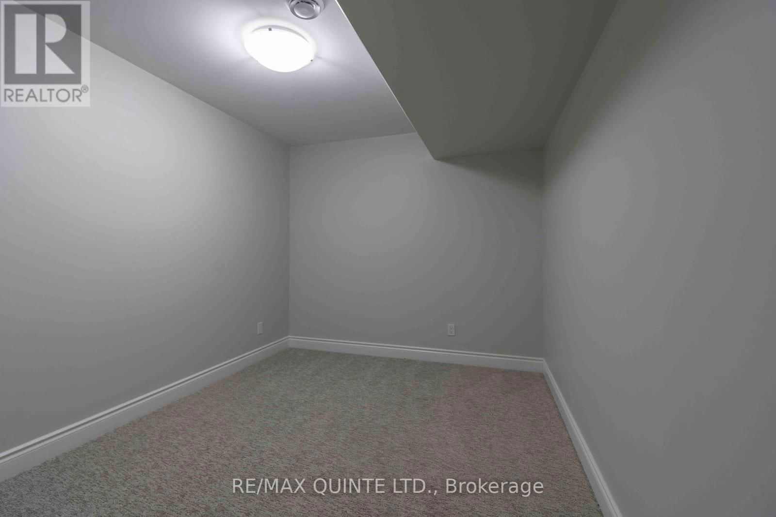 79 RAYCROFT DRIVE Image 24