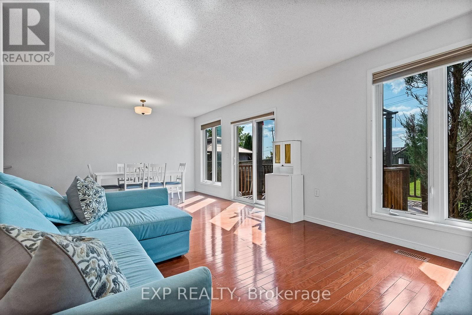 614 CLANCY CRESCENT Image 1