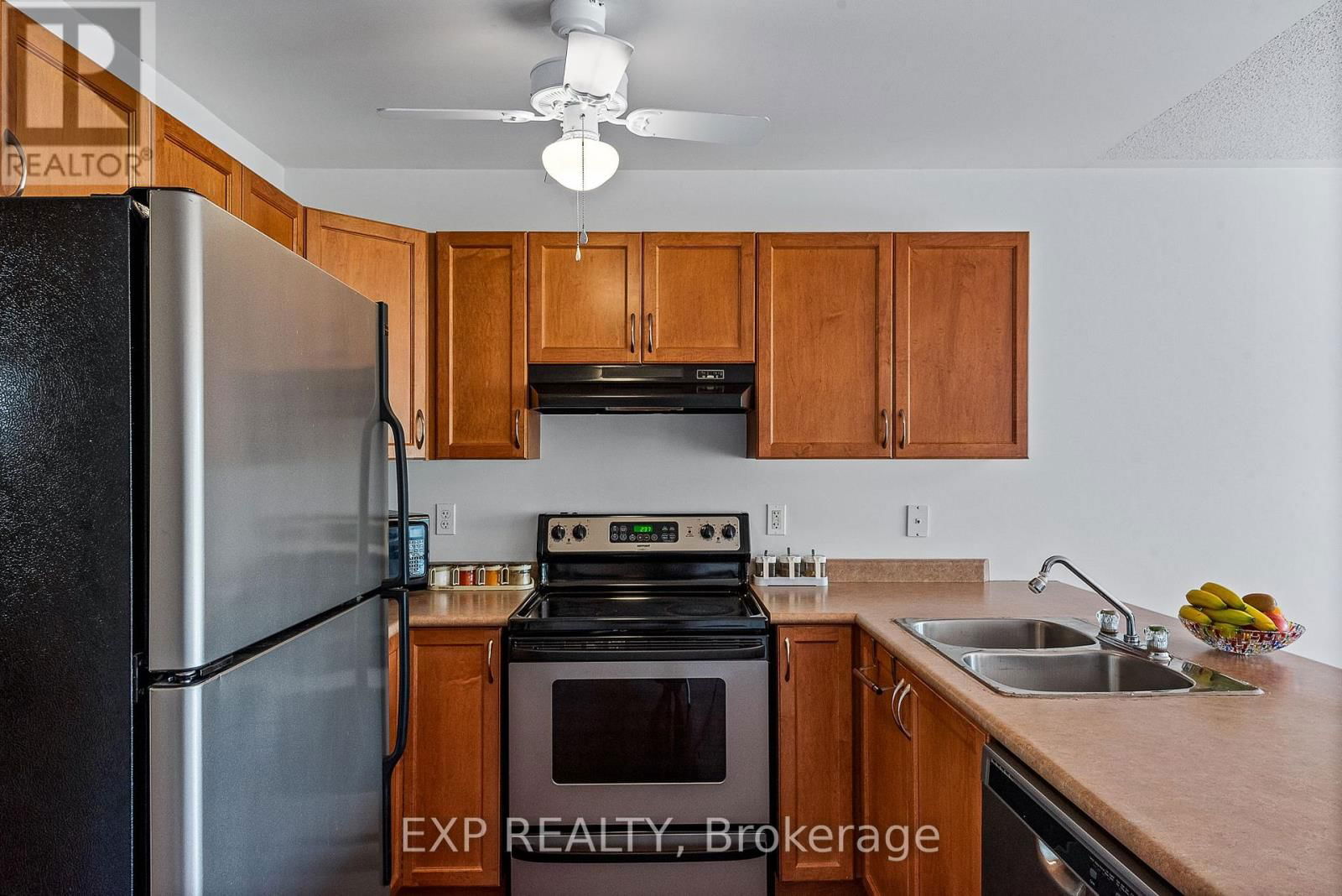614 CLANCY CRESCENT Image 33