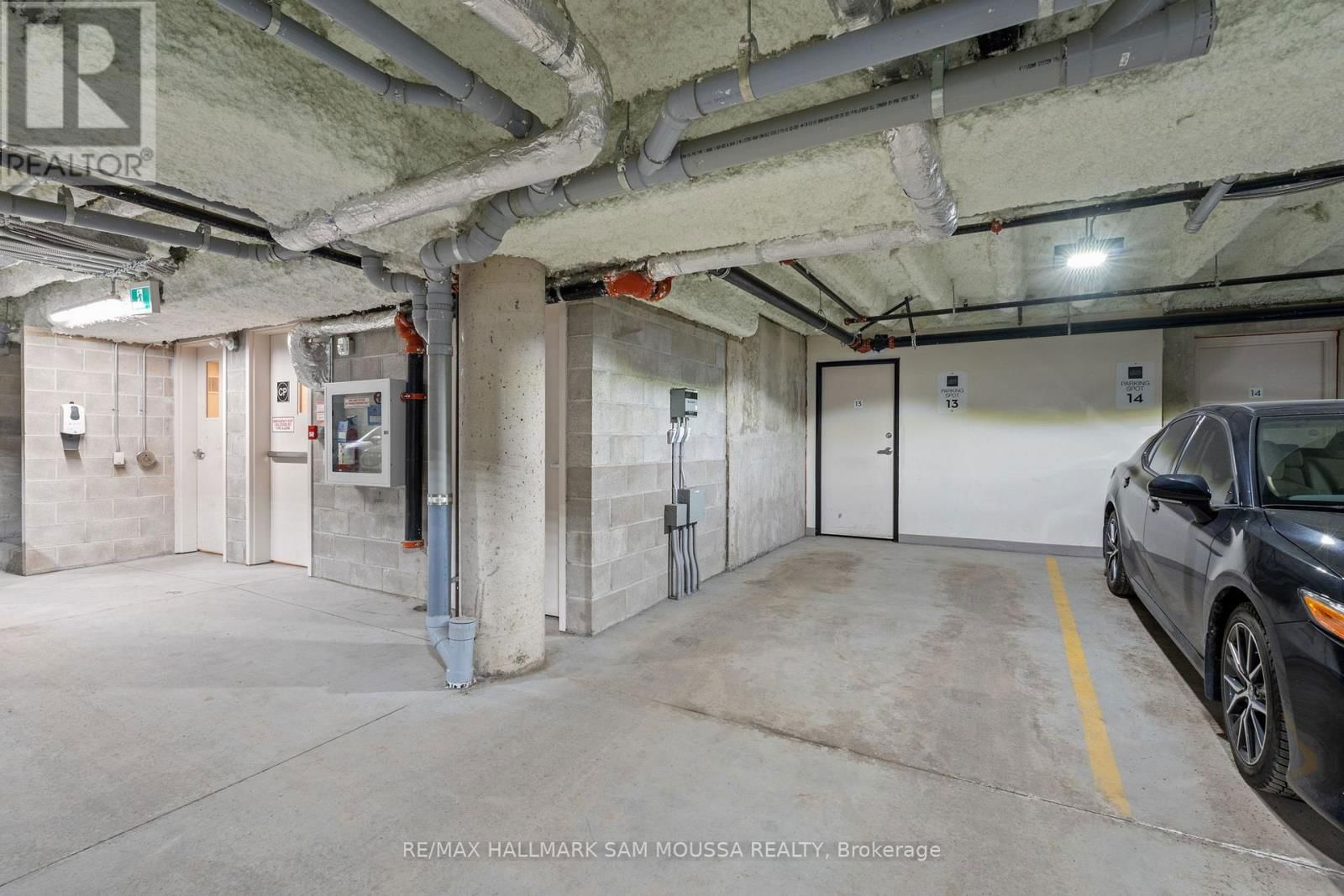 202 - 100 CORTILE PRIVATE Image 34