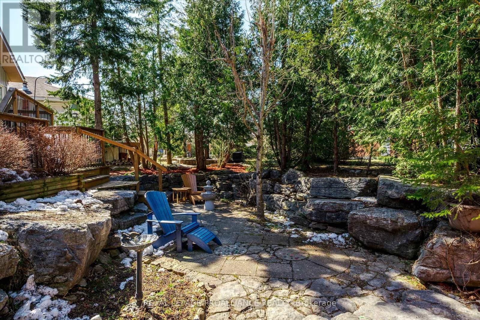 2 PATRICIA PLACE Image 19