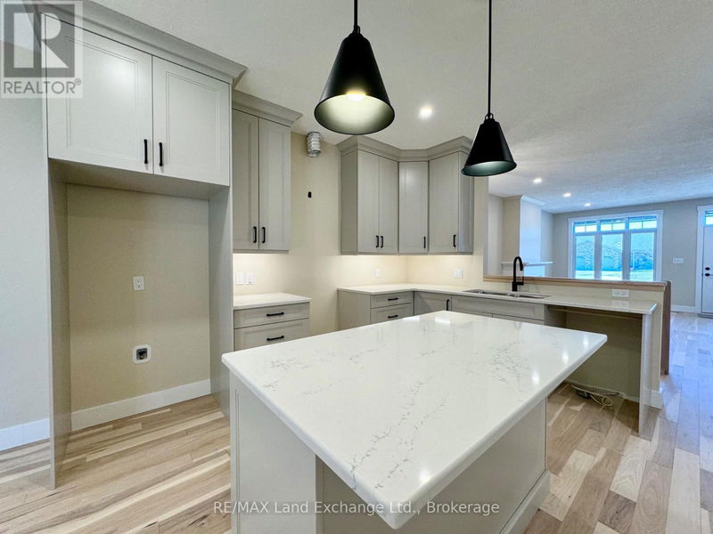 Tertiary Property View
