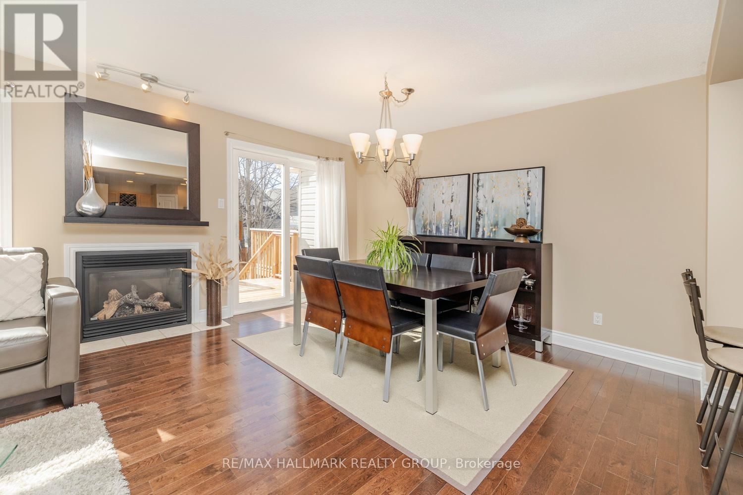 233 SADDLESMITH CIRCLE Image 11