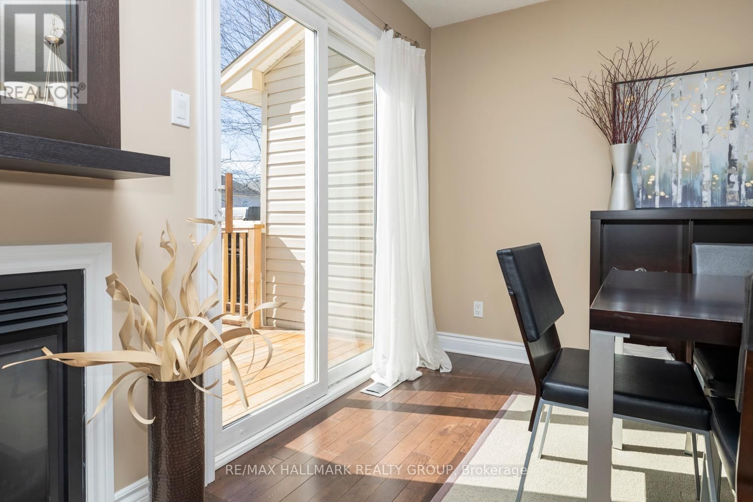 233 SADDLESMITH CIRCLE Image 13