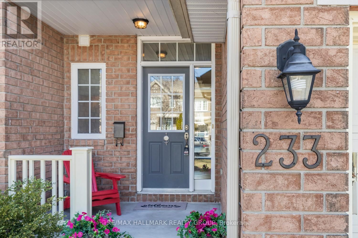 233 SADDLESMITH CIRCLE Image 2