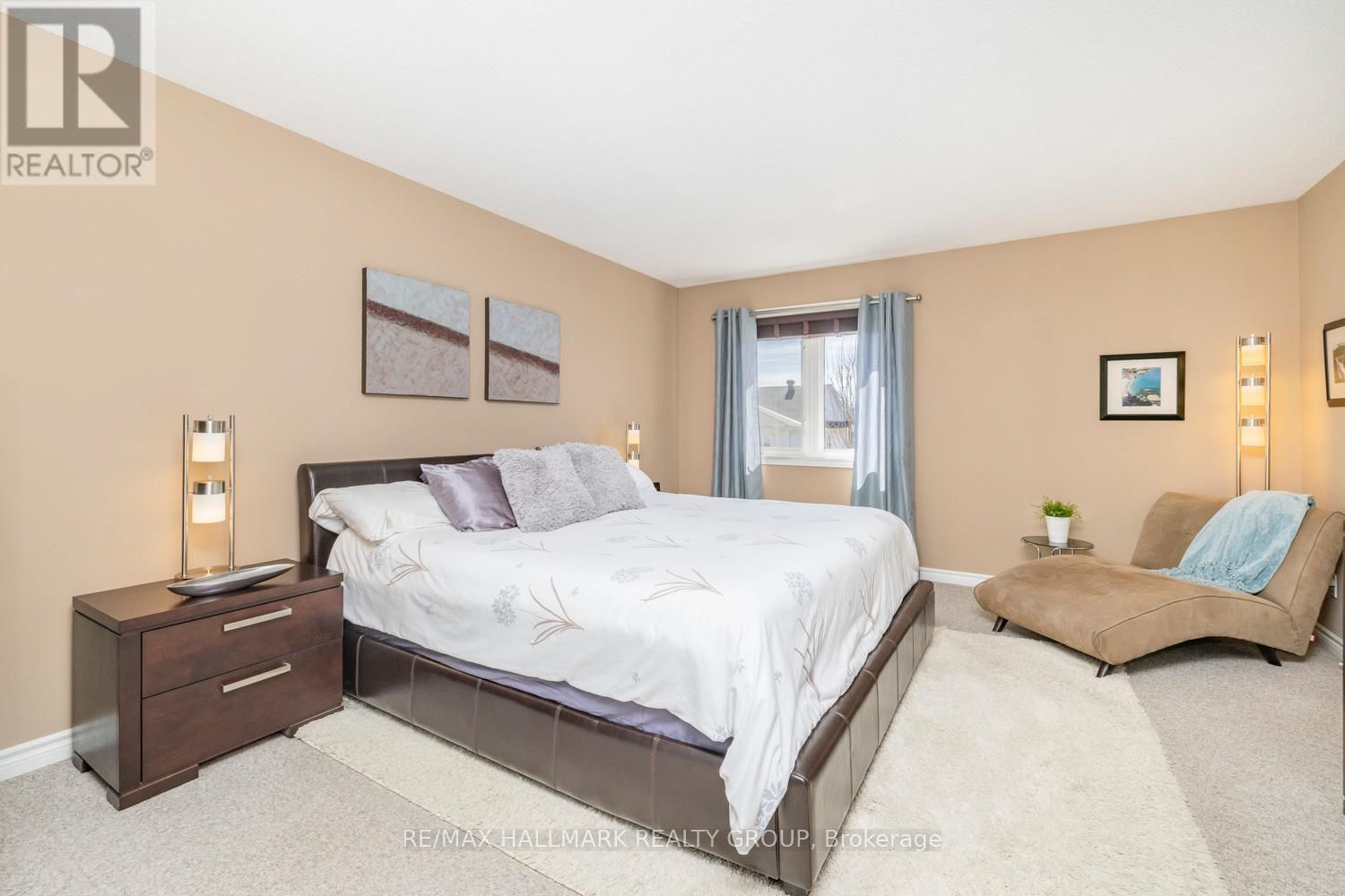 233 SADDLESMITH CIRCLE Image 24