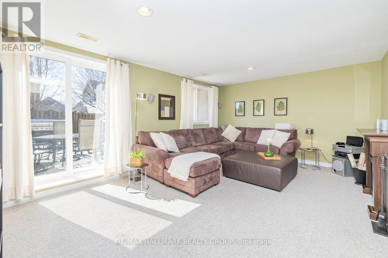 233 SADDLESMITH CIRCLE Image 32