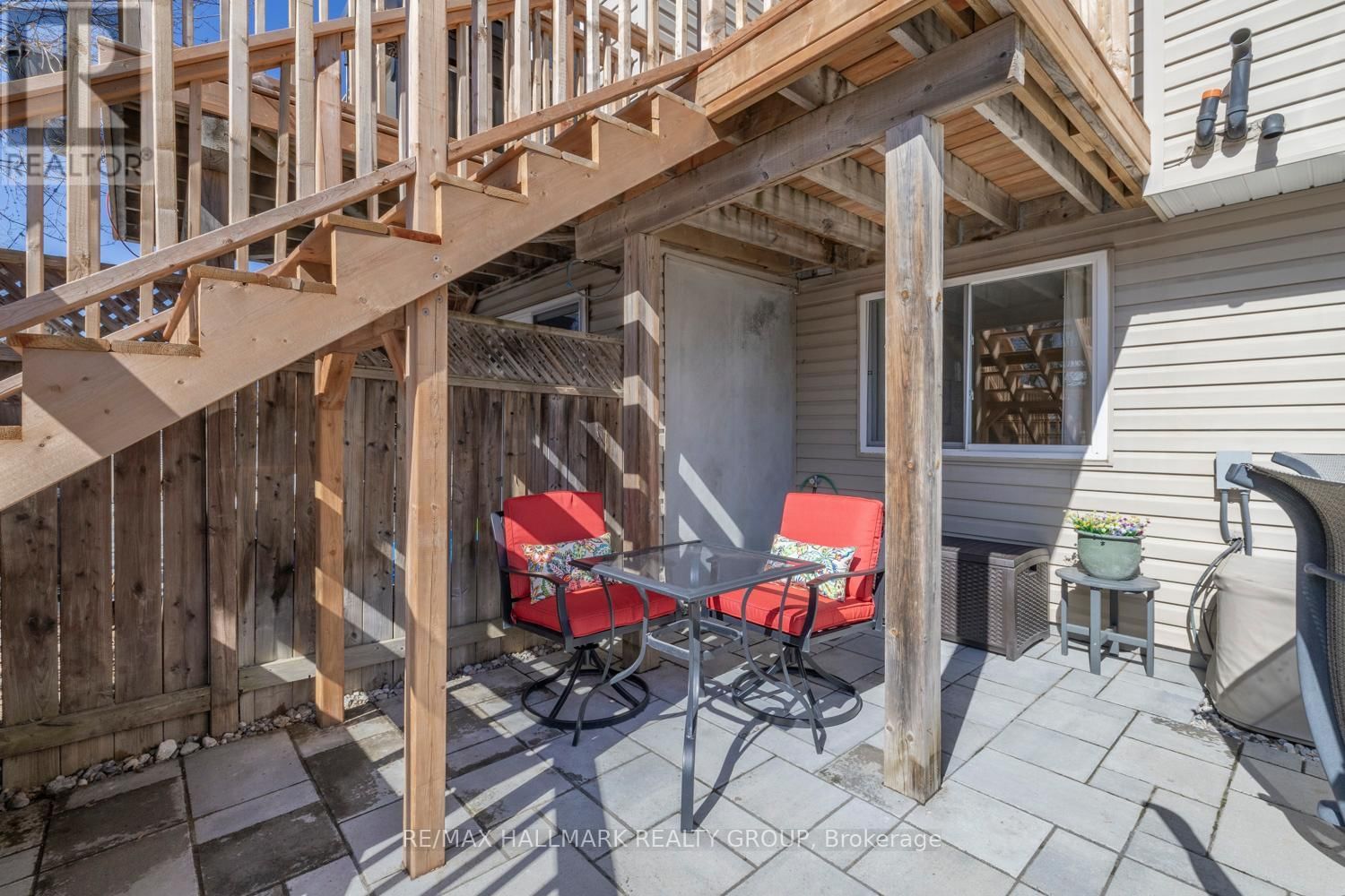 233 SADDLESMITH CIRCLE Image 38