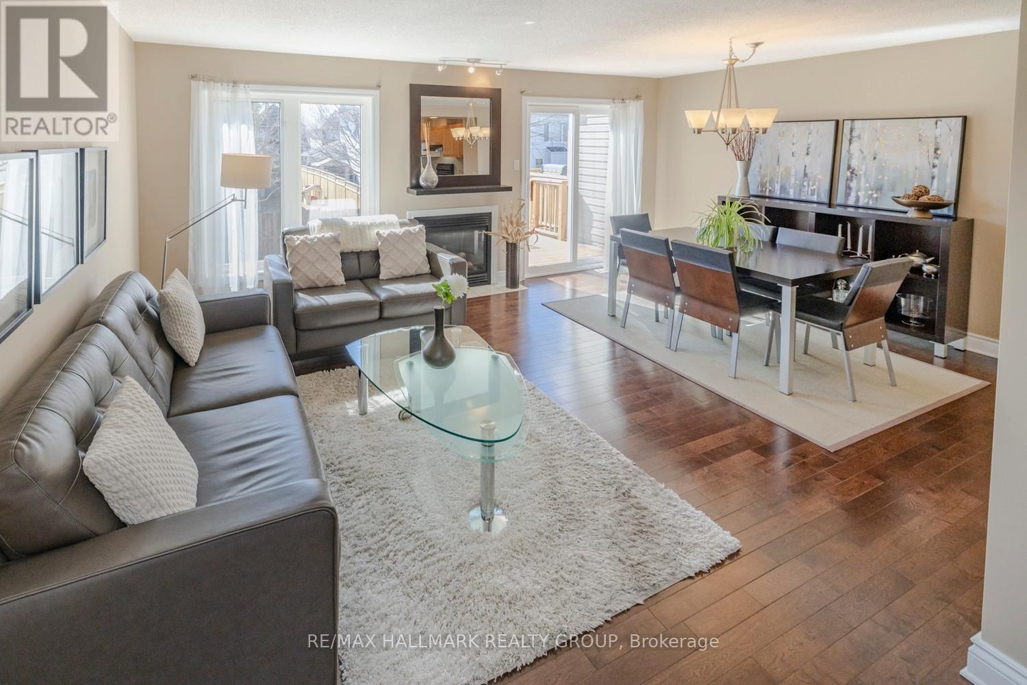 233 SADDLESMITH CIRCLE Image 5