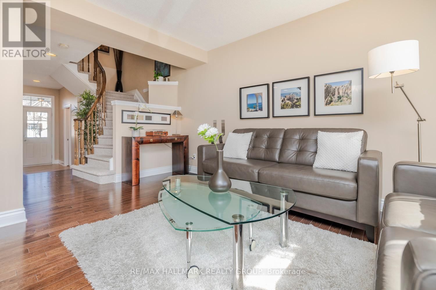 233 SADDLESMITH CIRCLE Image 9
