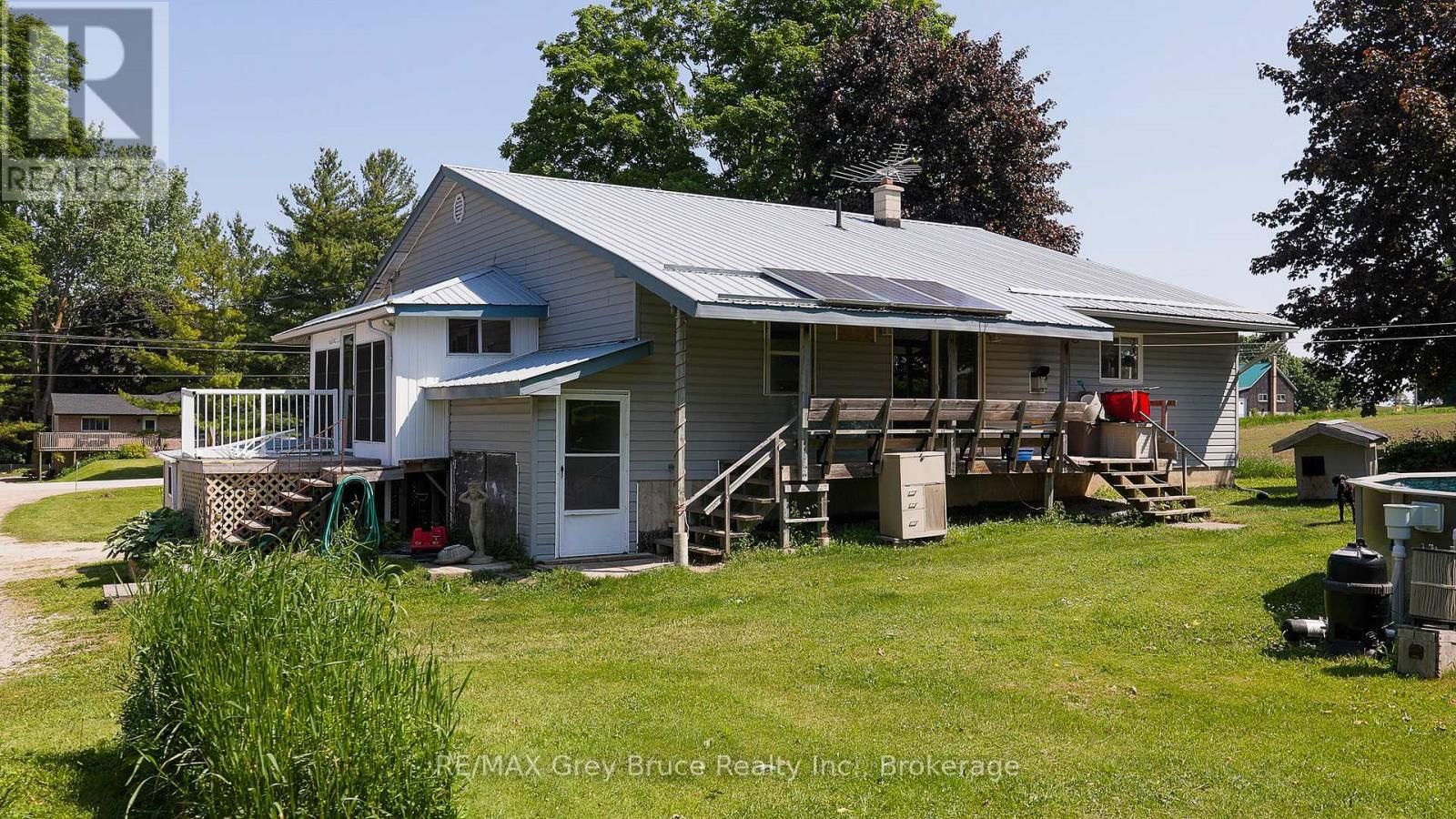 283 6 CORNERS Image 3