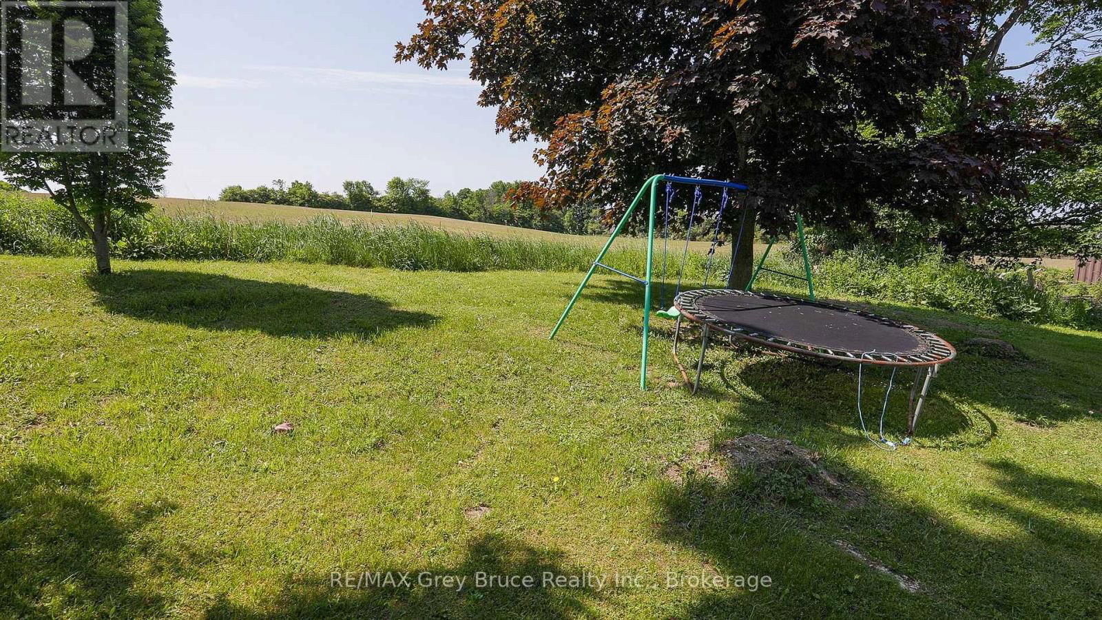283 6 CORNERS Image 48
