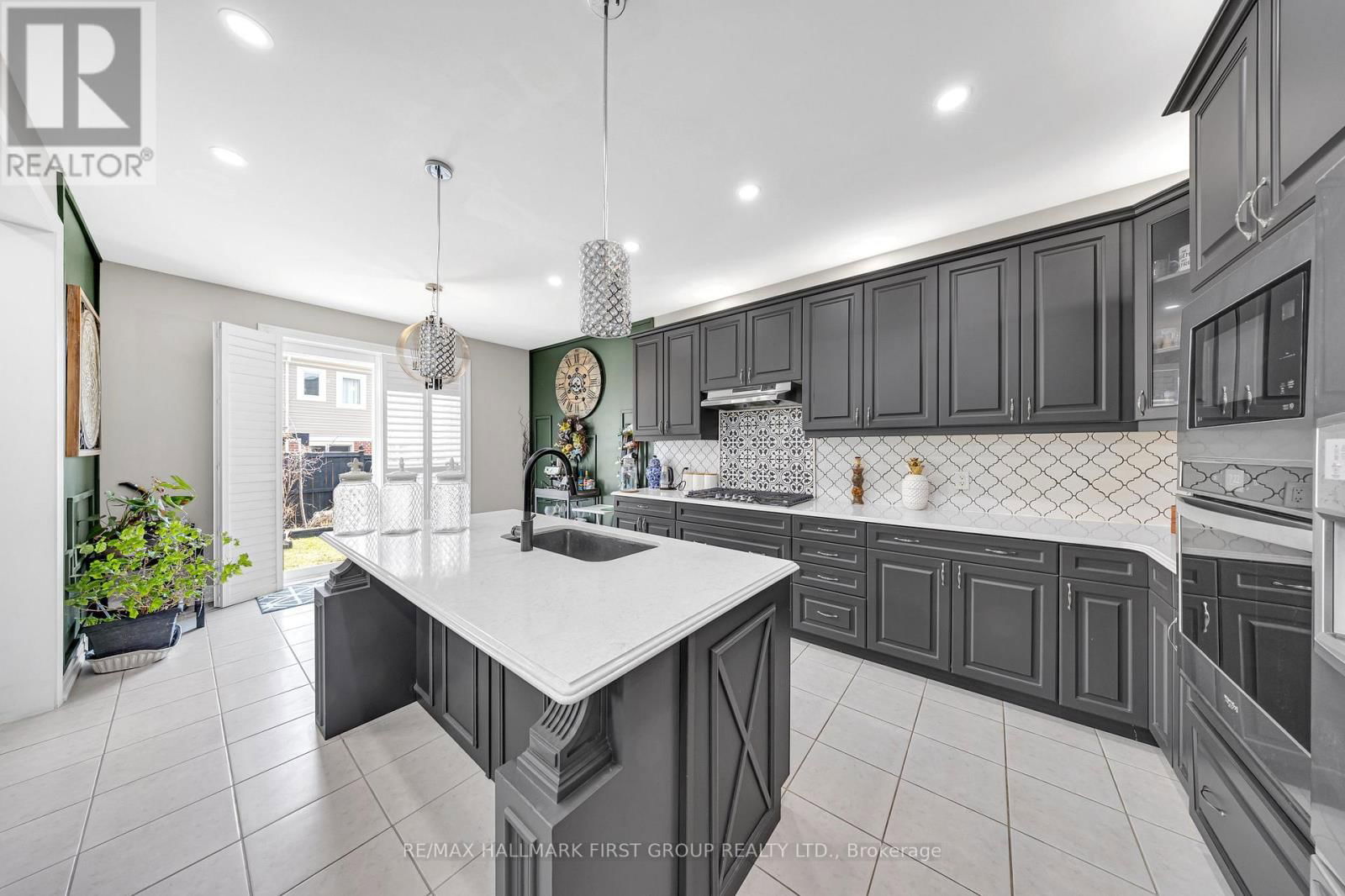 39 WANNAMAKER CRESCENT Image 16