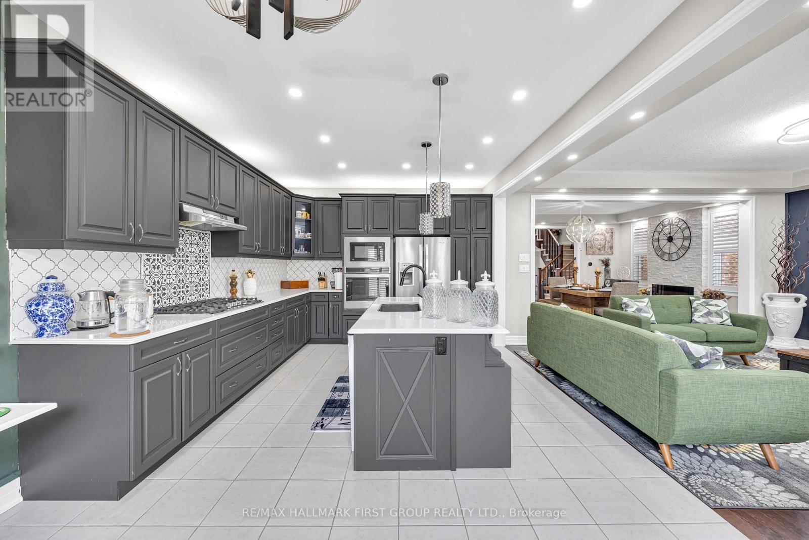 39 WANNAMAKER CRESCENT Image 18