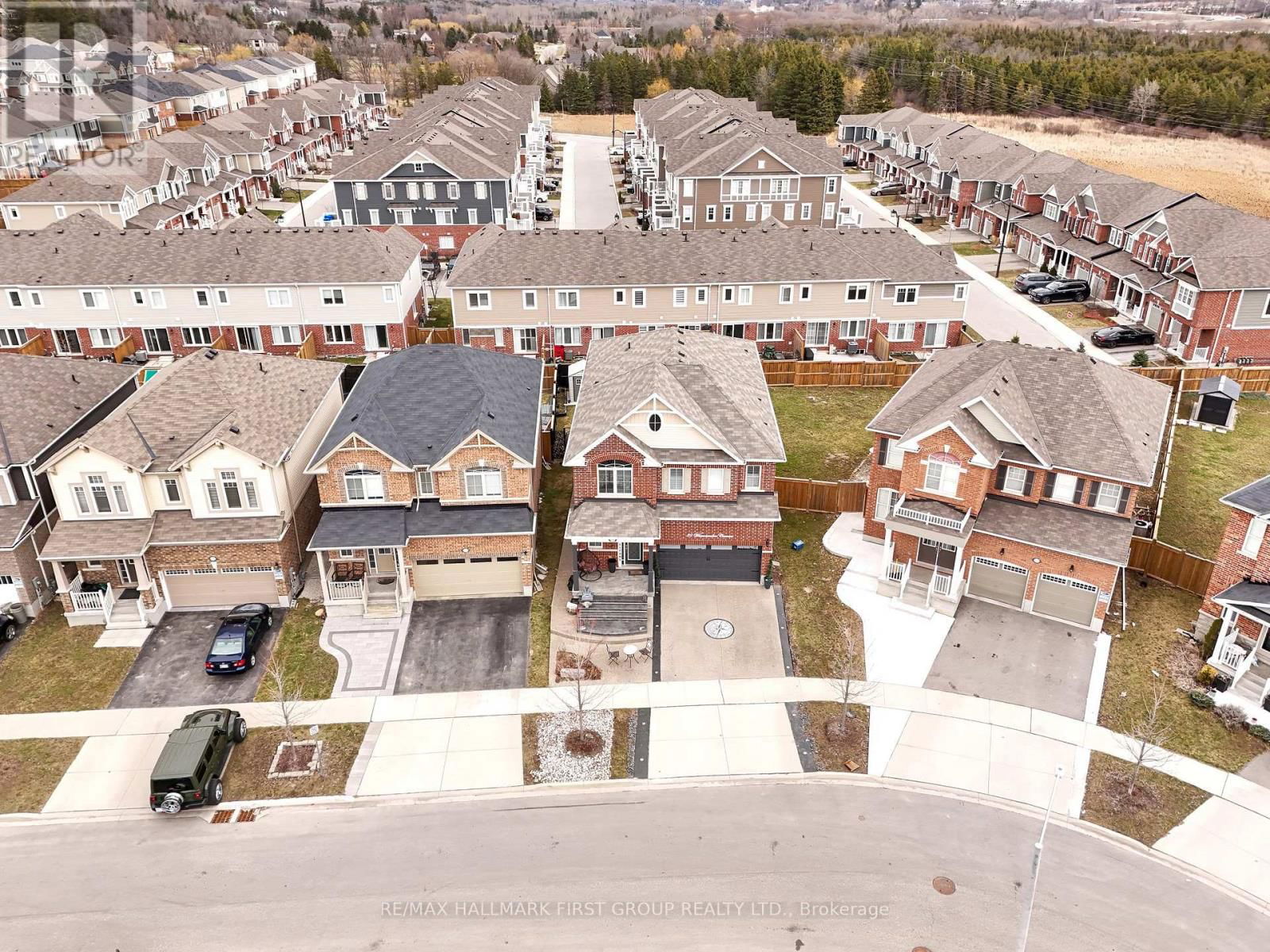 39 WANNAMAKER CRESCENT Image 46