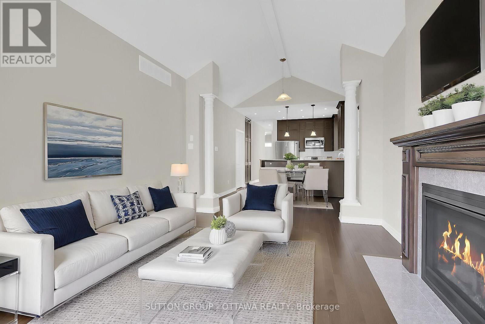 809 CARNELIAN CRESCENT Image 19