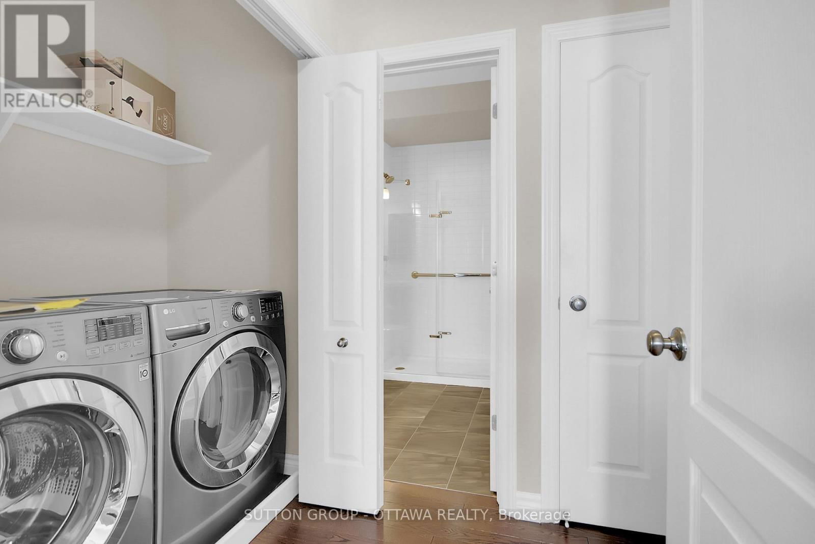 809 CARNELIAN CRESCENT Image 25