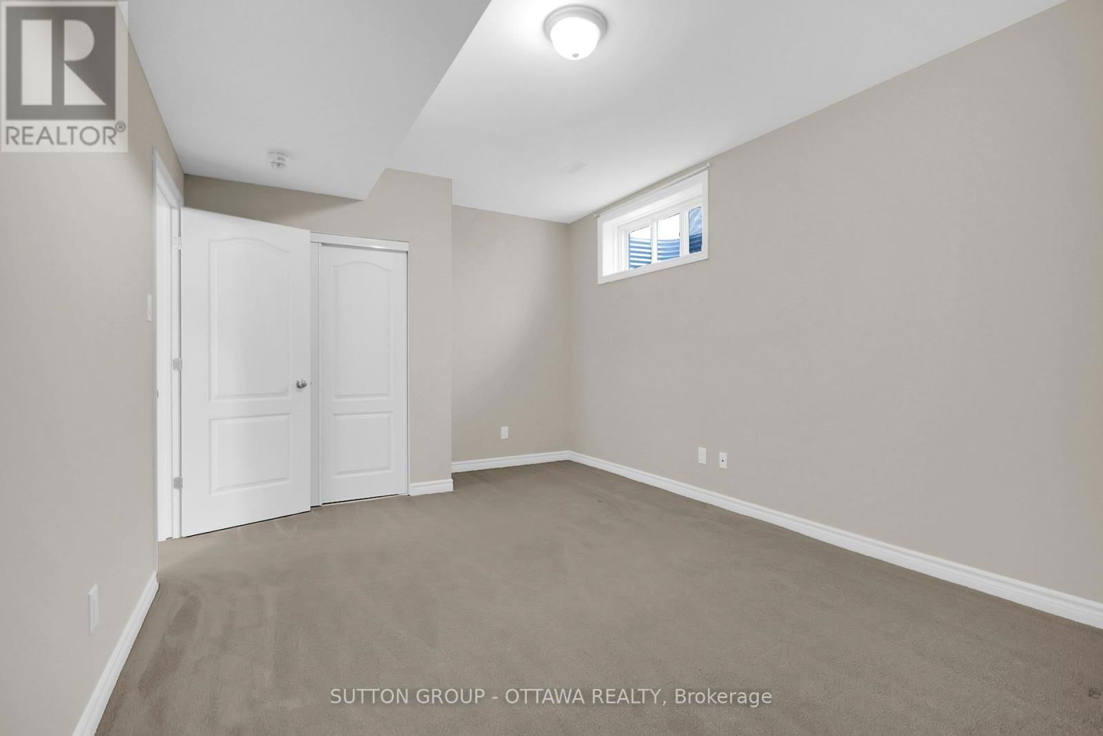 809 CARNELIAN CRESCENT Image 42