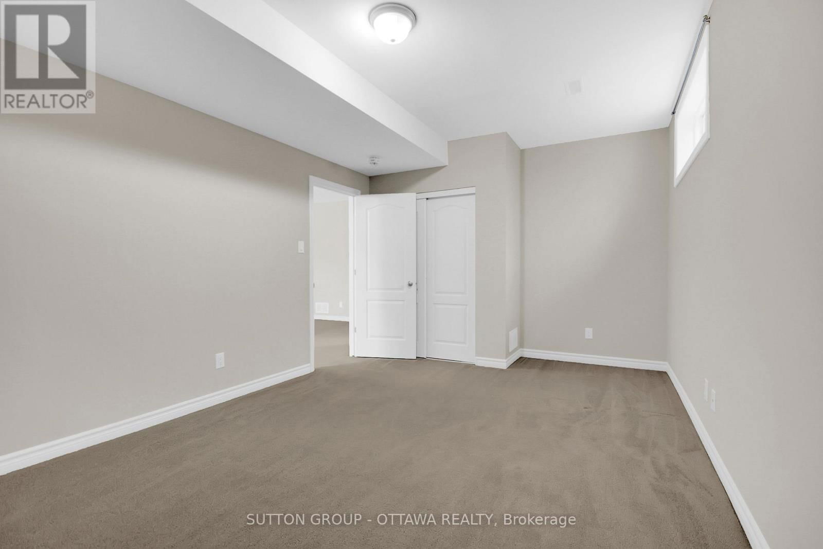 809 CARNELIAN CRESCENT Image 43