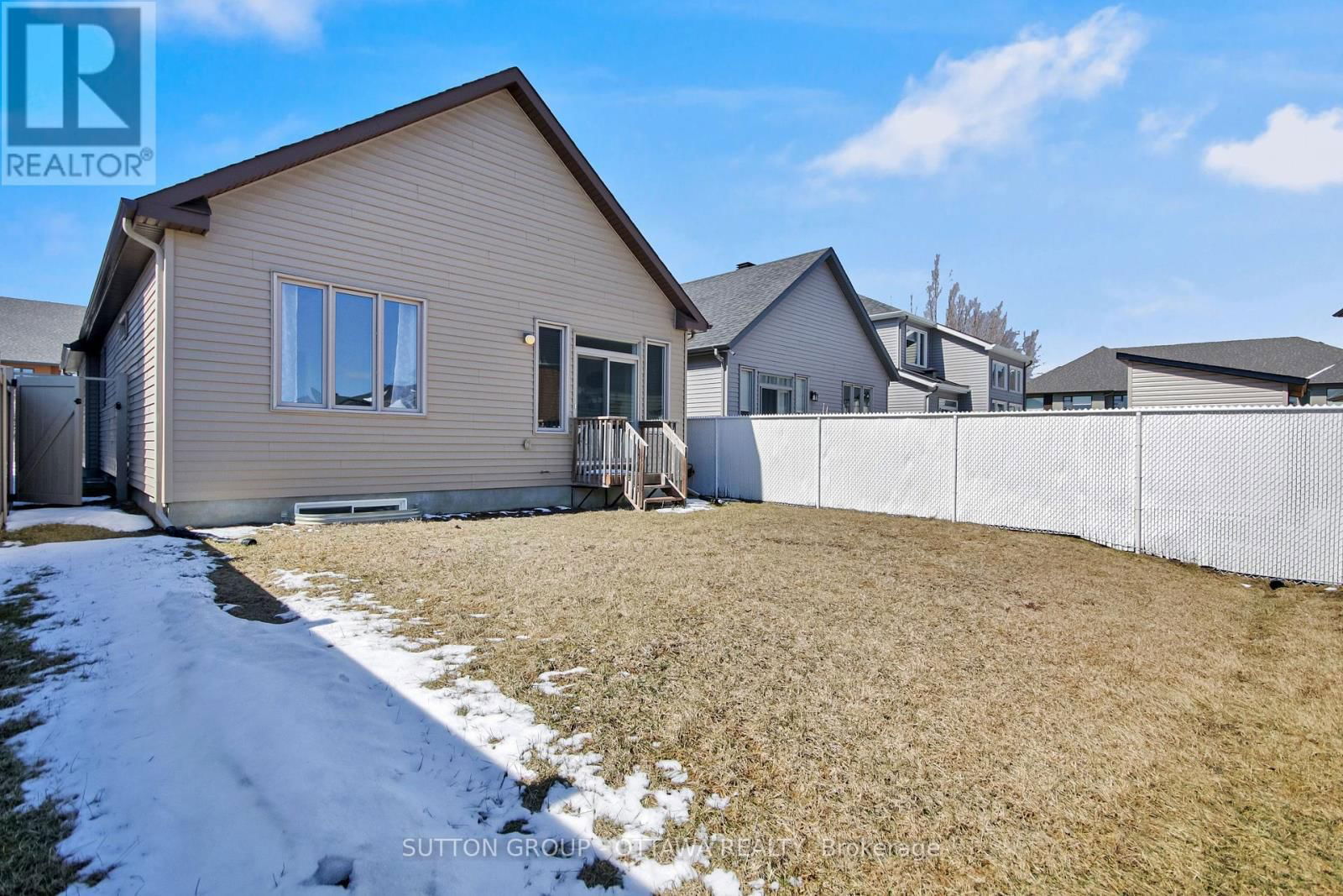 809 CARNELIAN CRESCENT Image 47