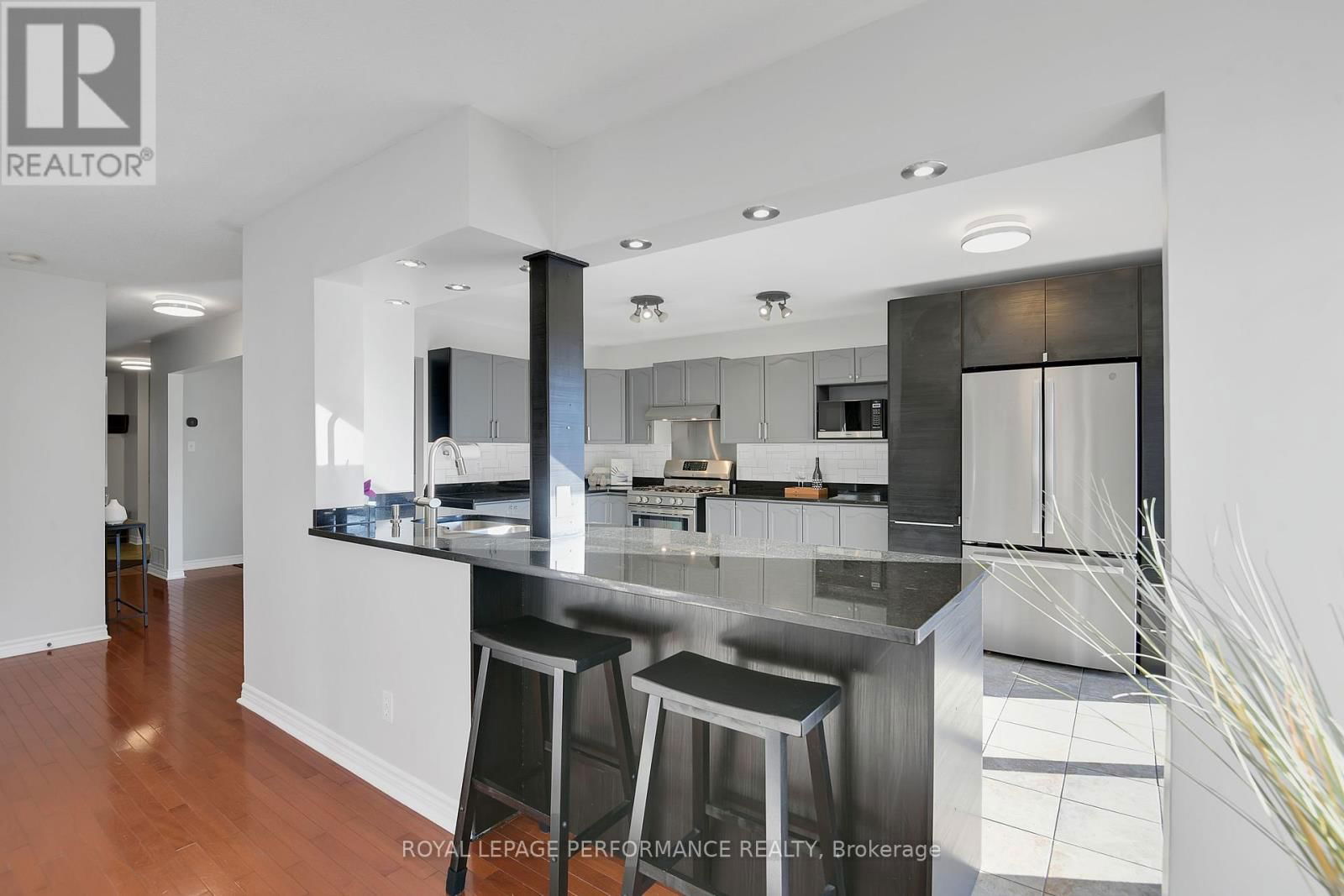 1896 NORTHLANDS DRIVE Image 11