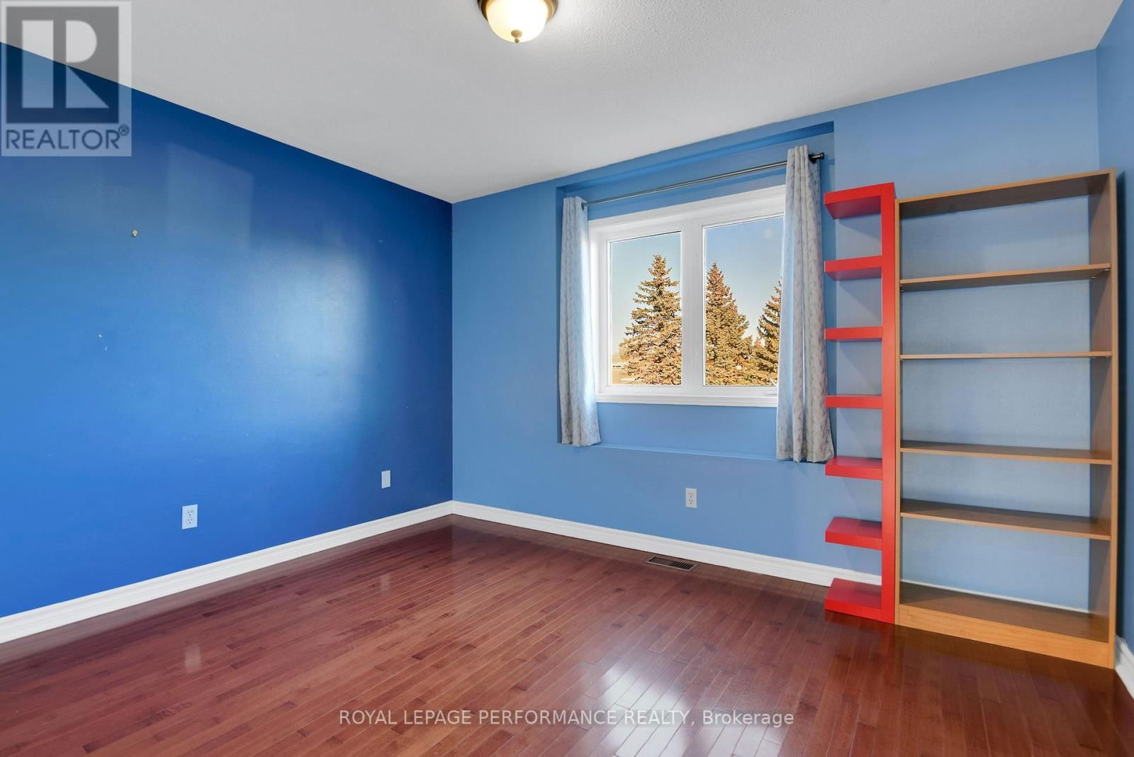 1896 NORTHLANDS DRIVE Image 25