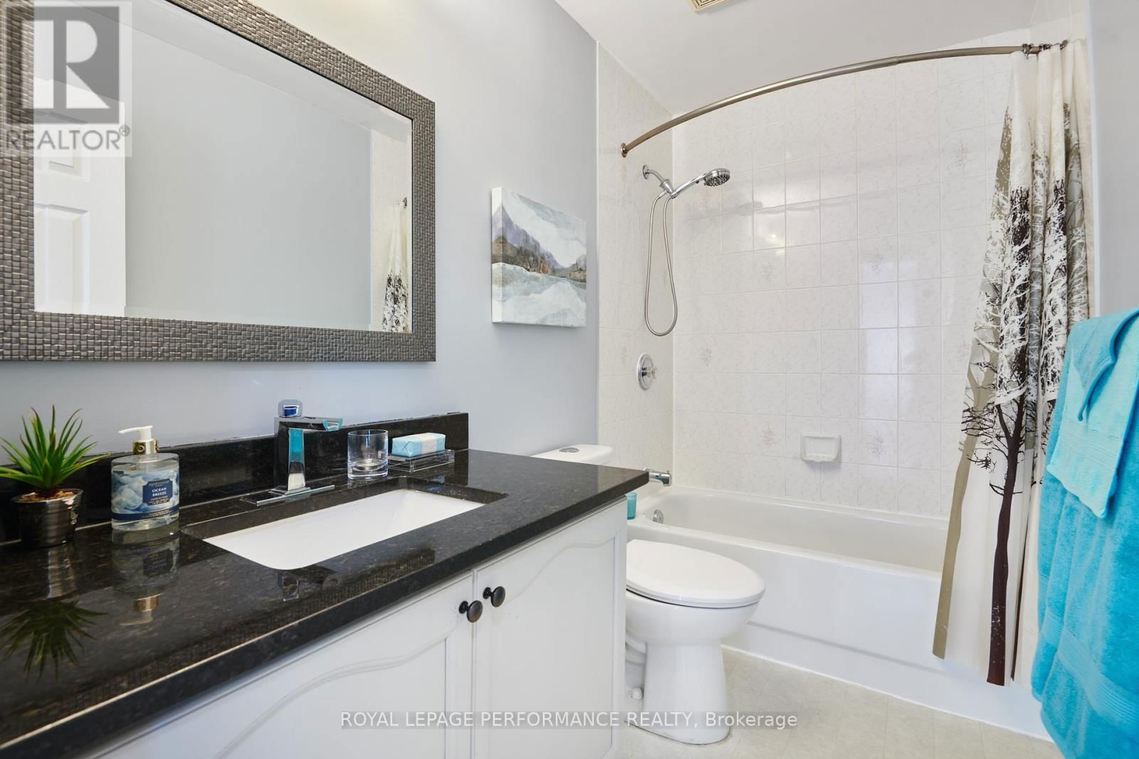 1896 NORTHLANDS DRIVE Image 27