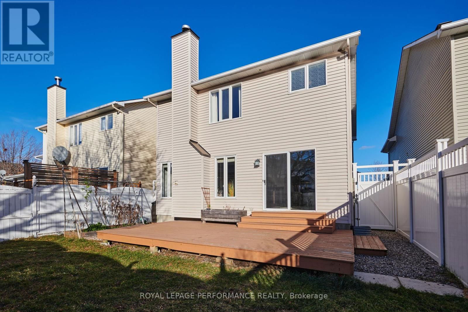 1896 NORTHLANDS DRIVE Image 31