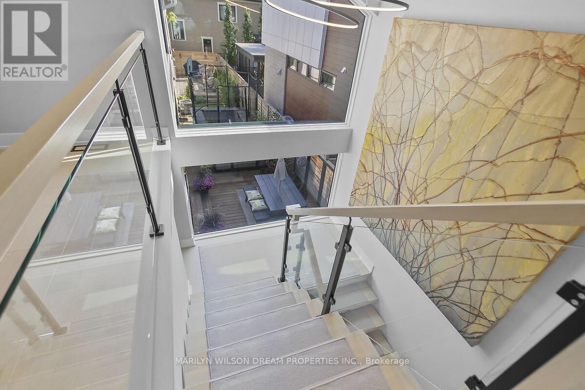452 AVONDALE AVENUE Image 35