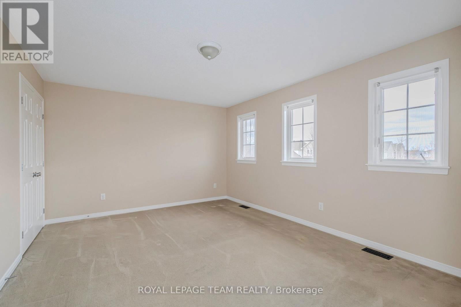 474 WEST RIDGE DRIVE Image 25