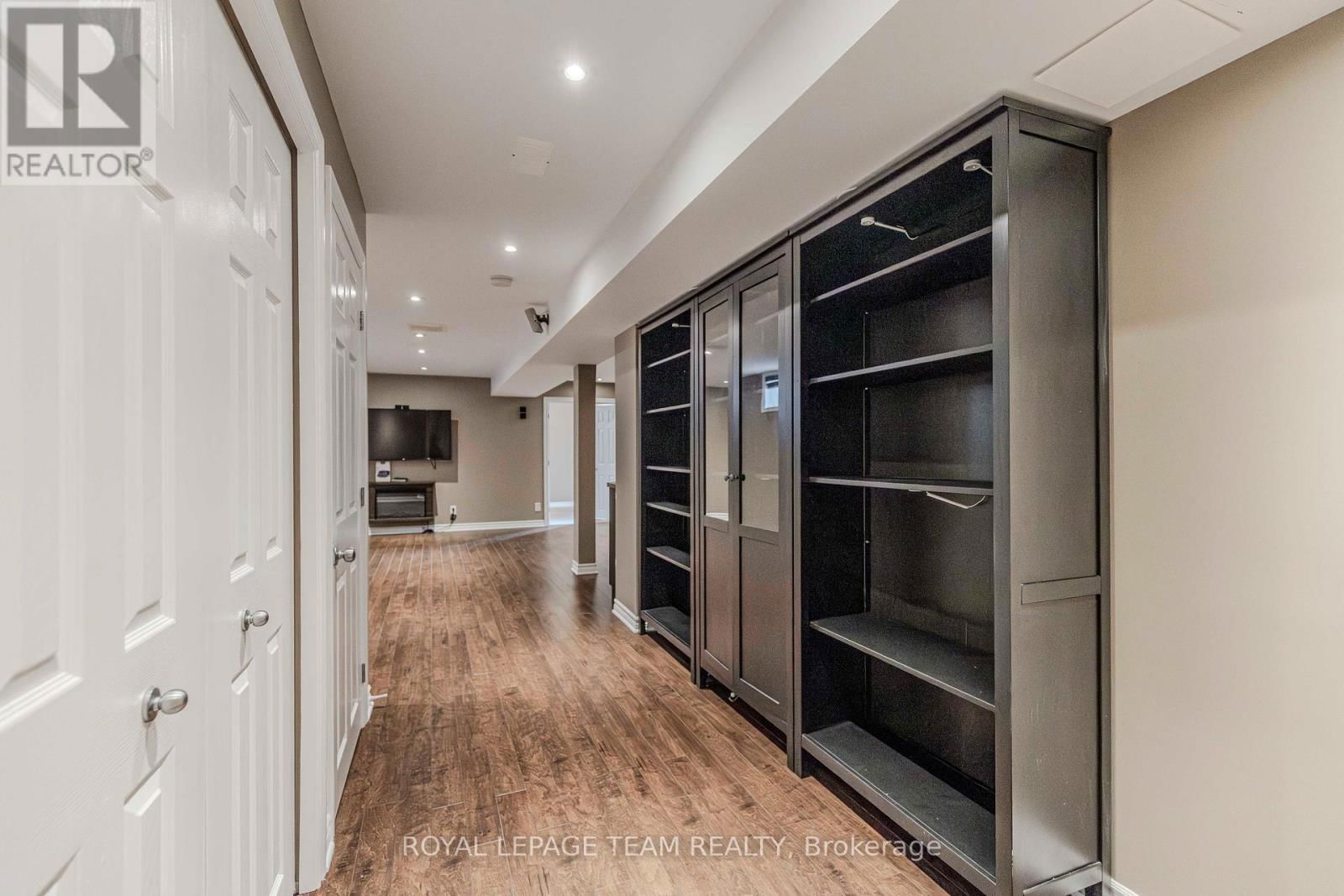 474 WEST RIDGE DRIVE Image 28