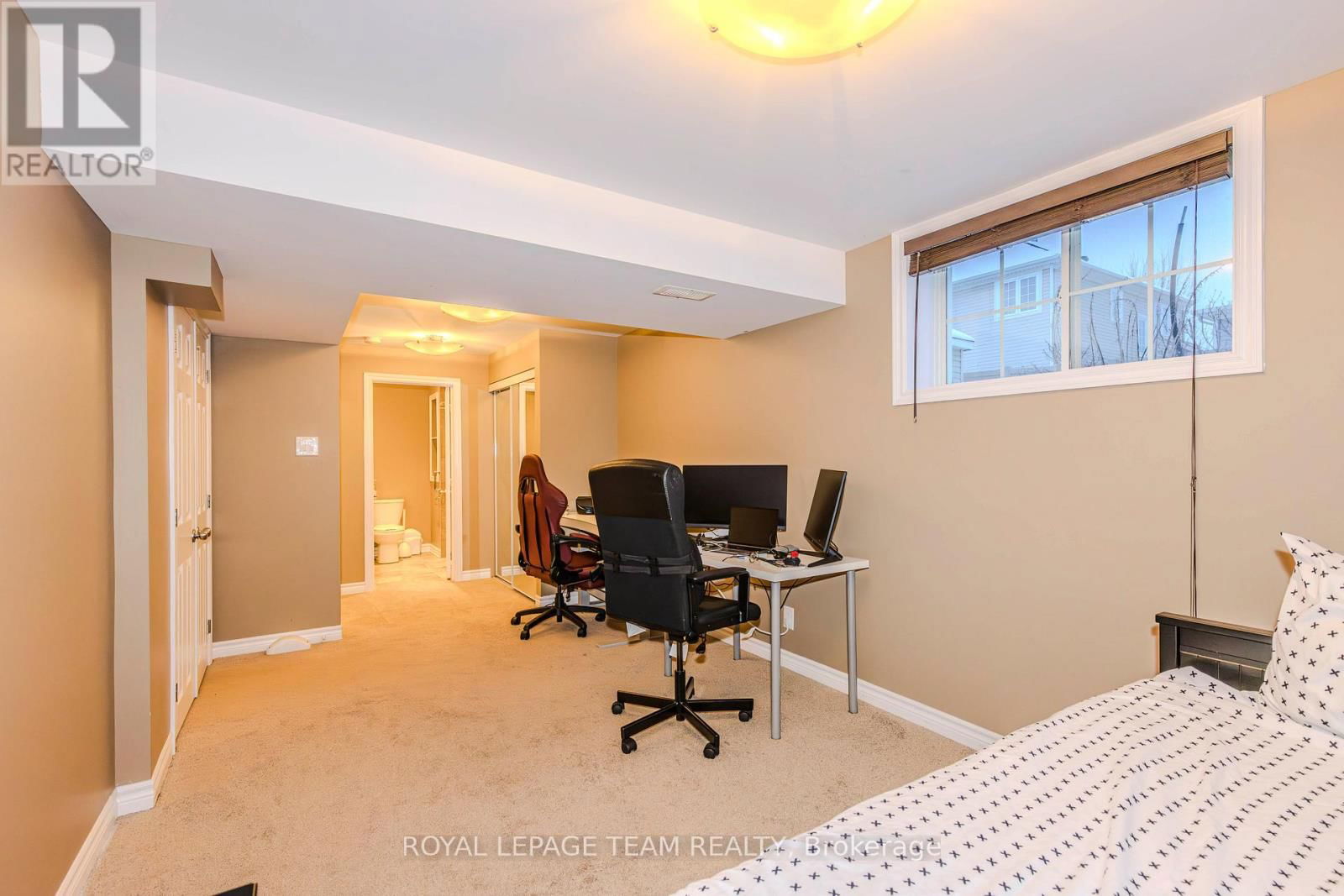 474 WEST RIDGE DRIVE Image 32