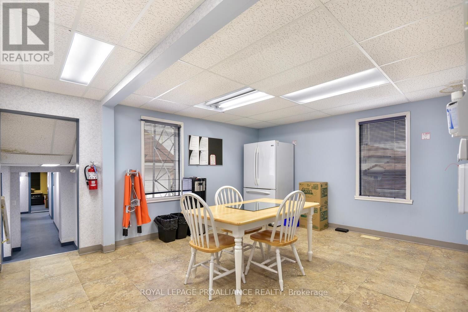 601 STEWART BOULEVARD Image 14