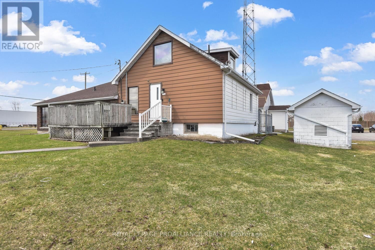 601 STEWART BOULEVARD Image 20