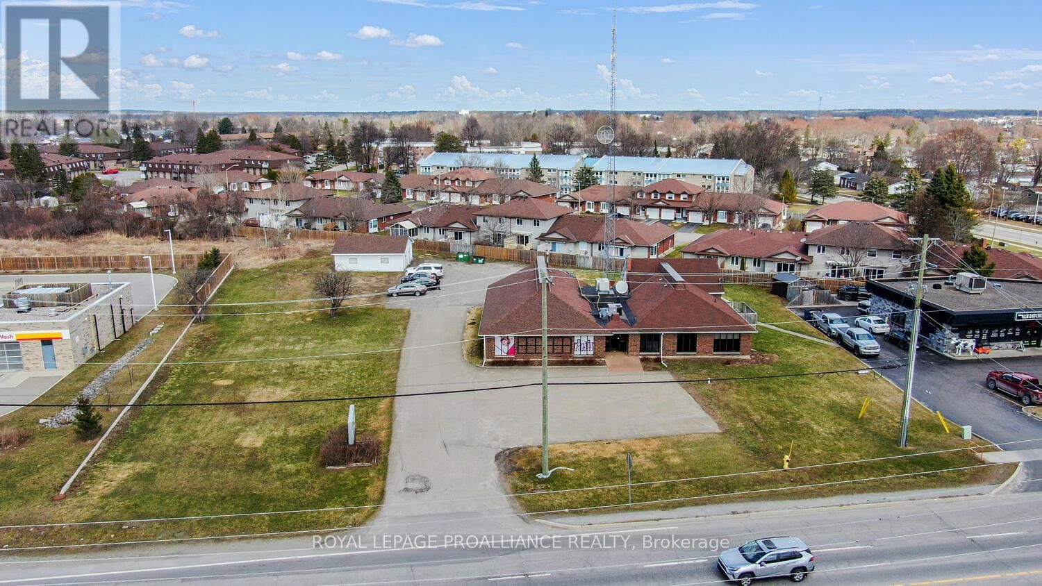 601 STEWART BOULEVARD Image 22