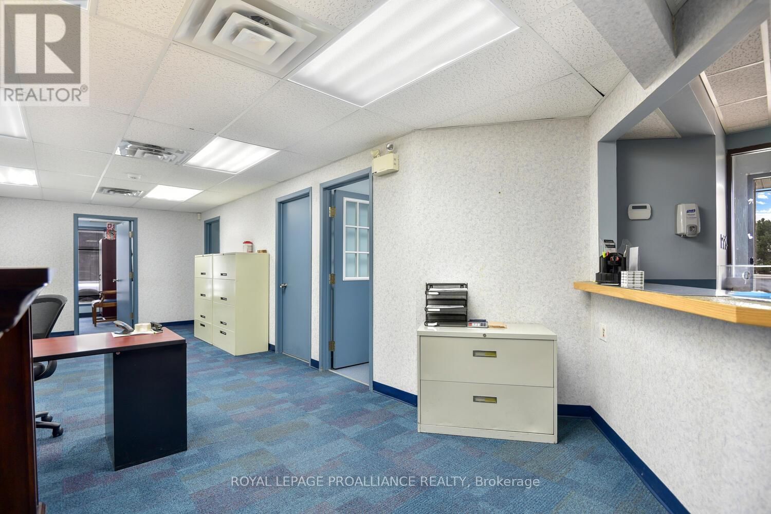 601 STEWART BOULEVARD Image 7