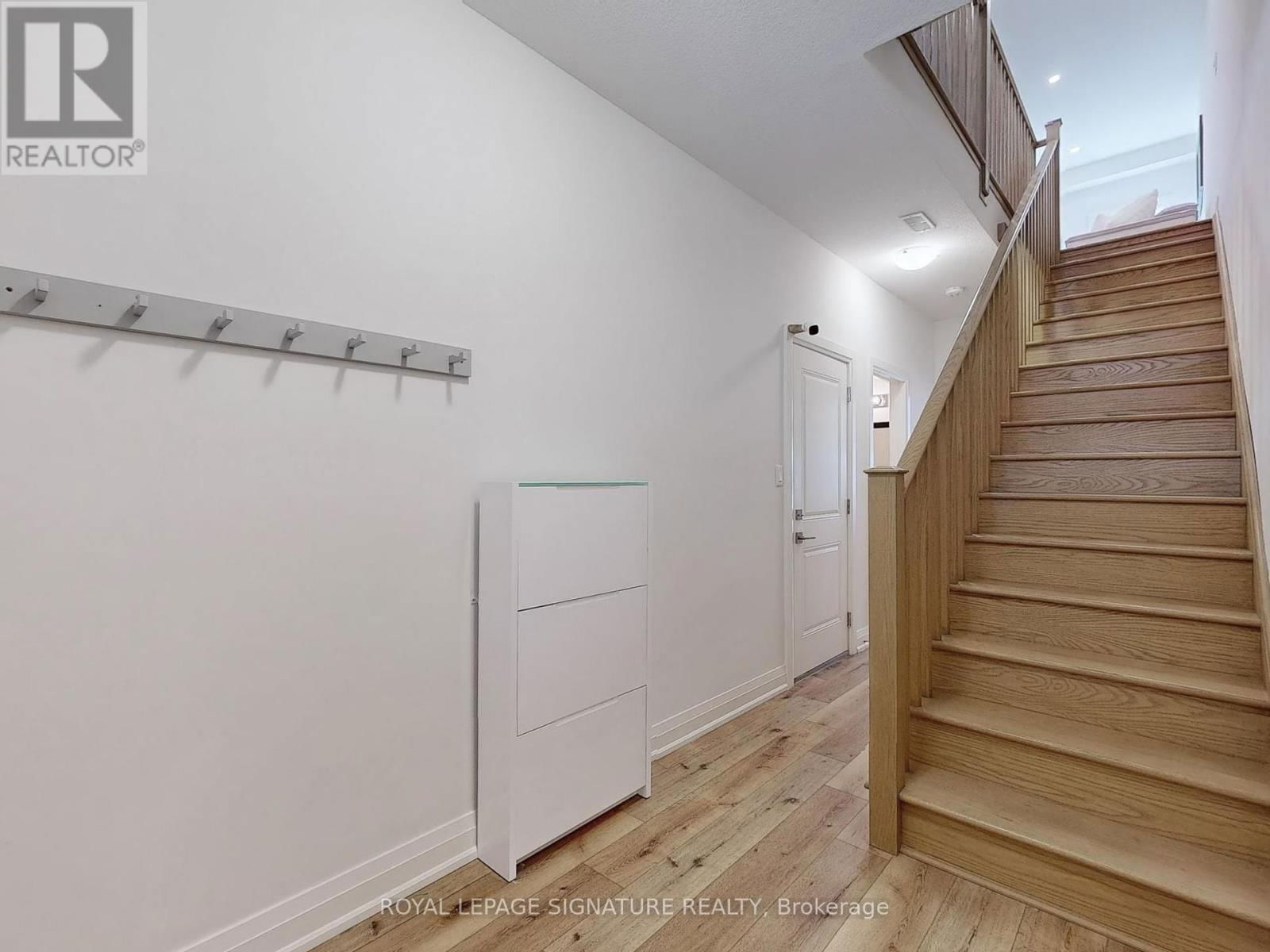 10 RASPBERRY LANE Image 4