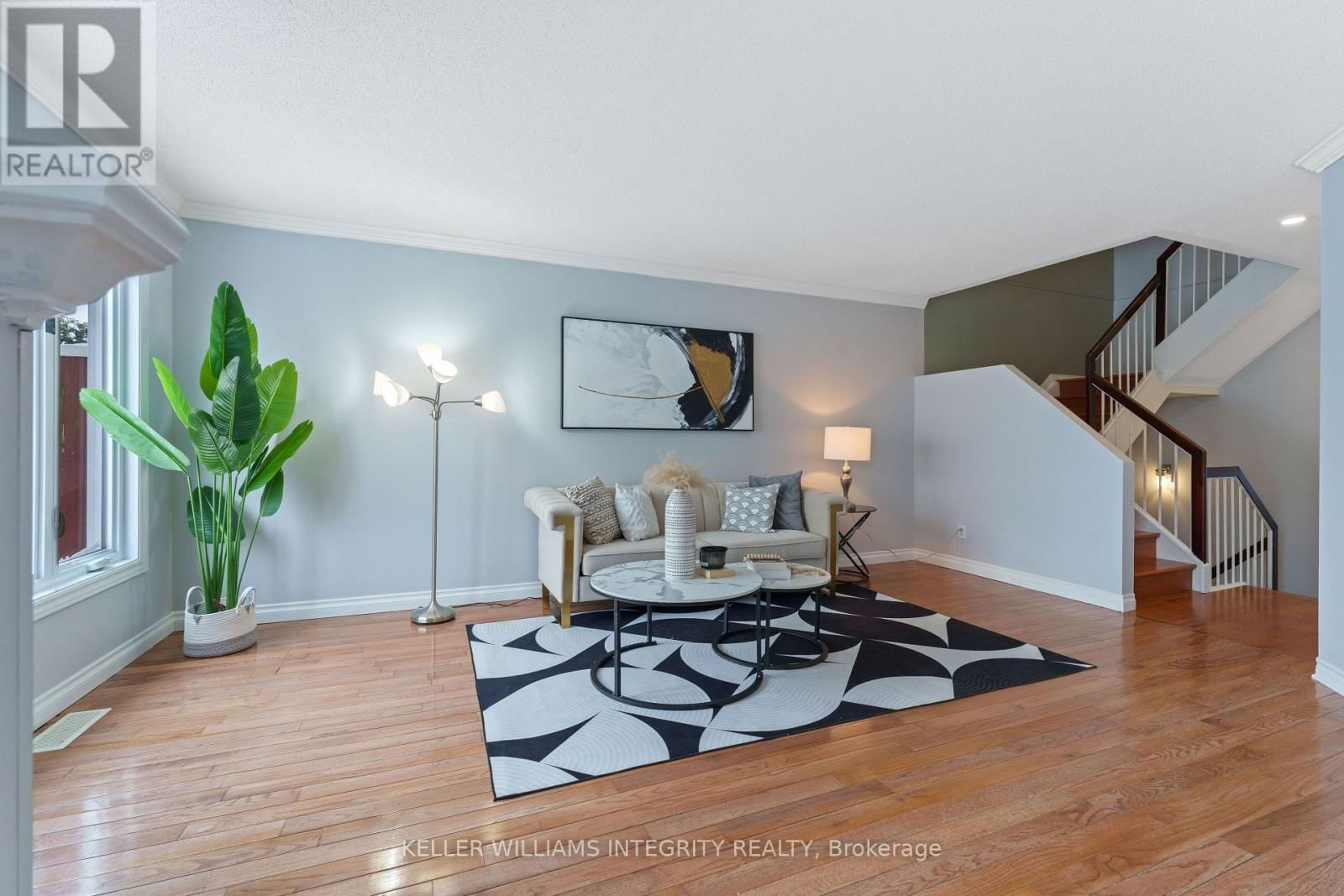58 SHEPPARD'S GLEN AVENUE Image 10