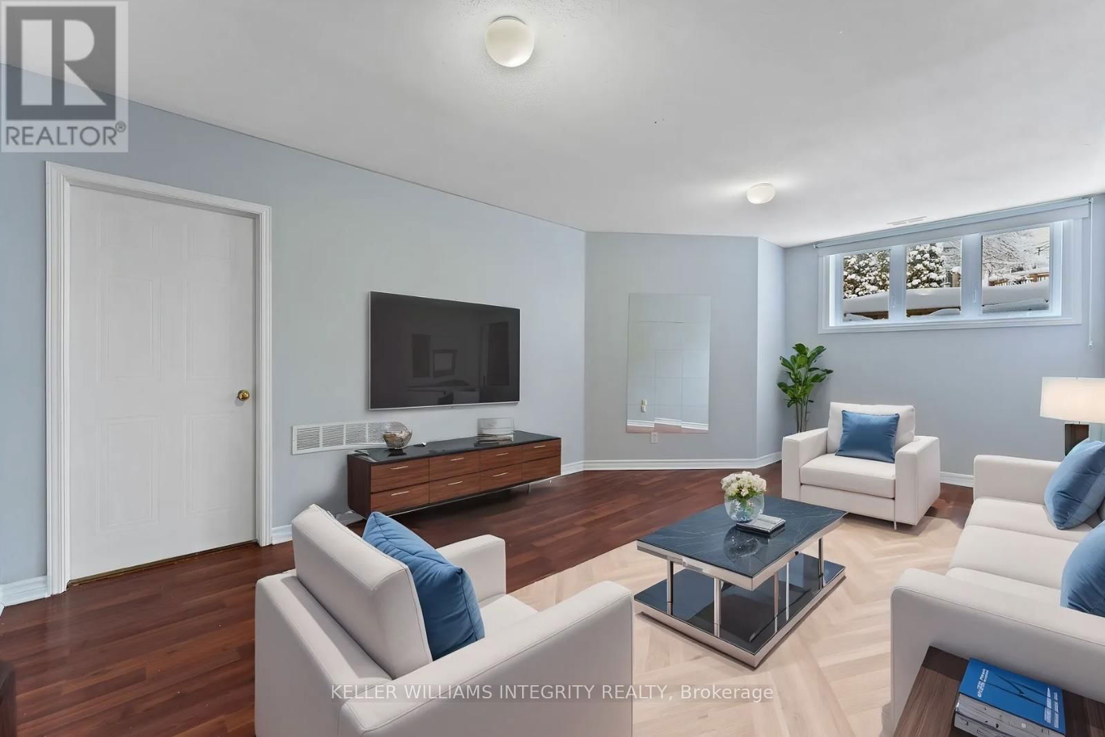 58 SHEPPARD'S GLEN AVENUE Image 29
