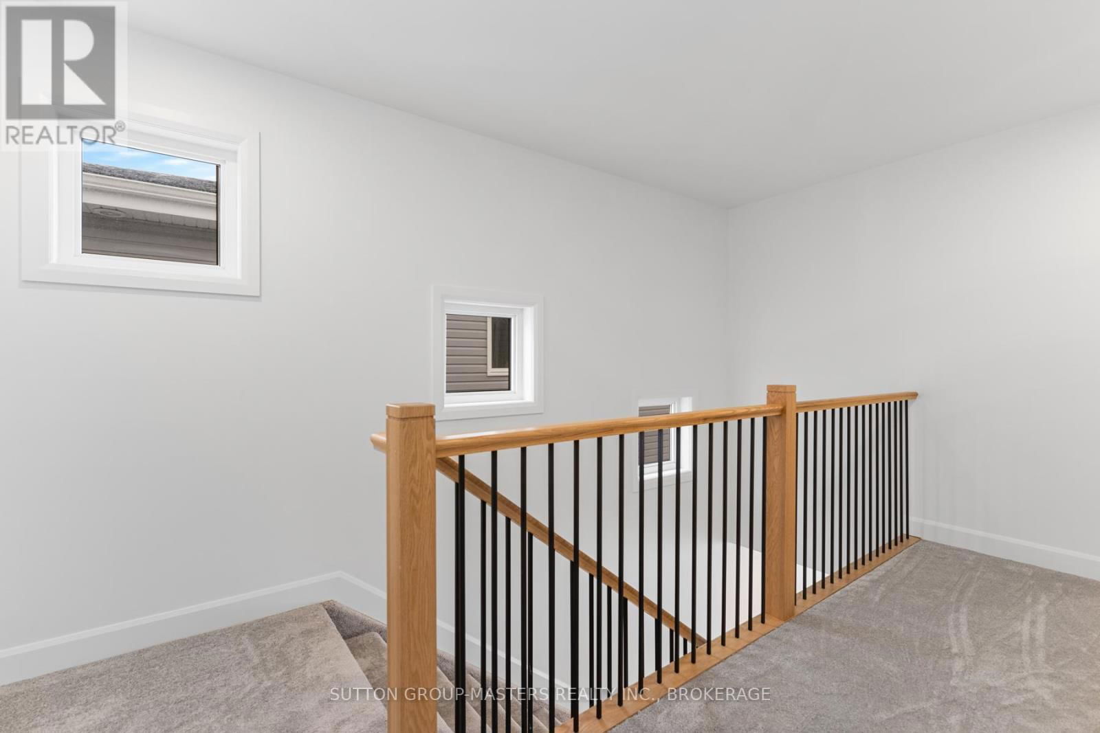 203 SUPERIOR DRIVE Image 24