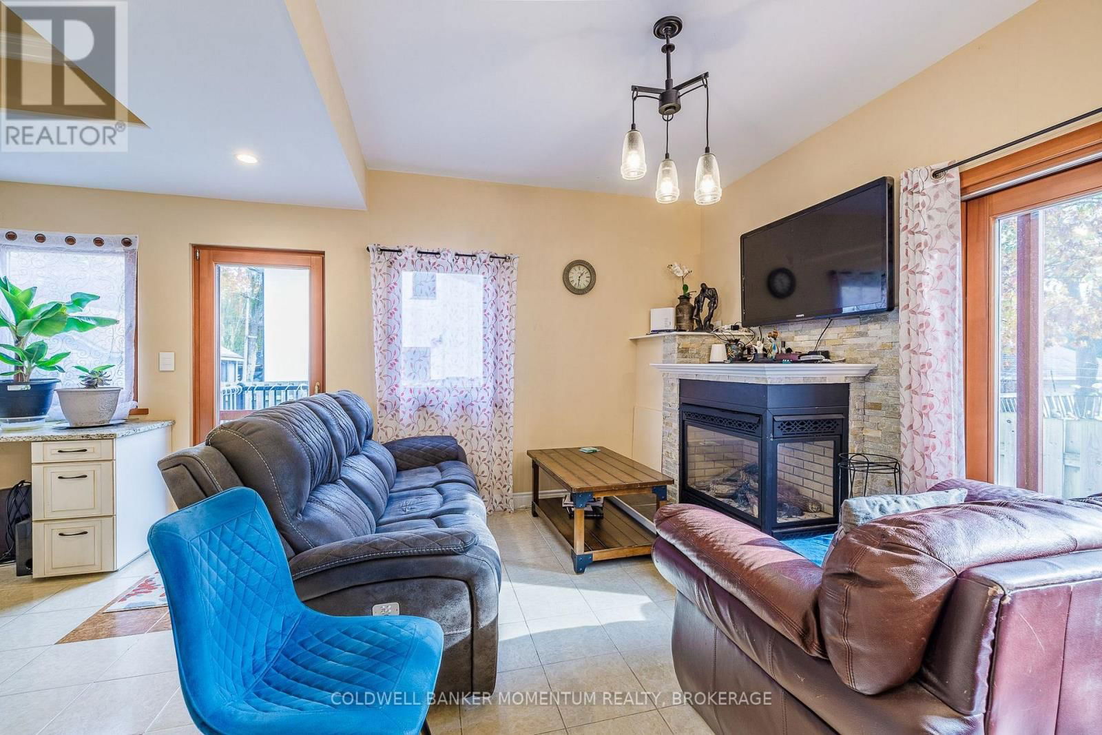 340 OXFORD AVENUE Image 9