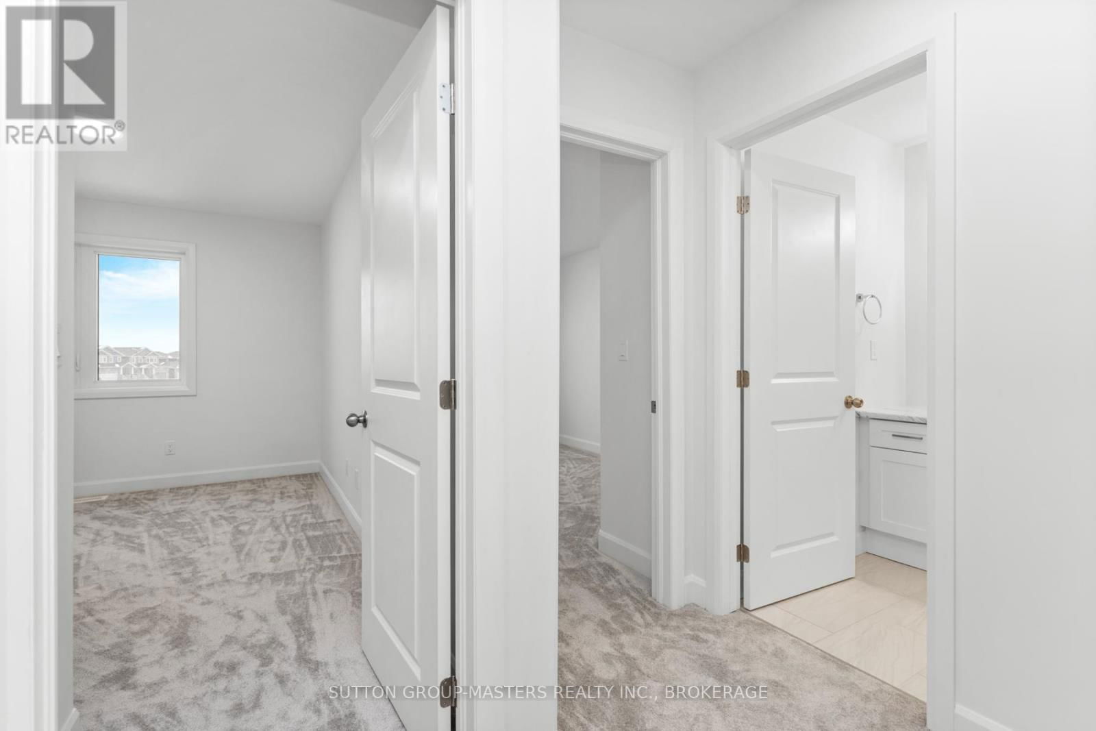 220 DR RICHARD JAMES CRESCENT Image 44