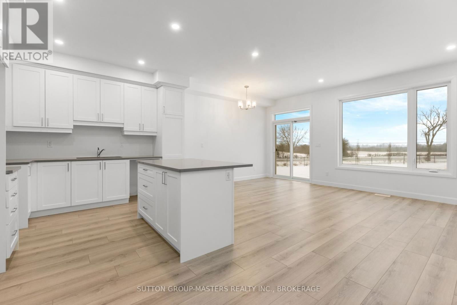 220 DR RICHARD JAMES CRESCENT Image 6