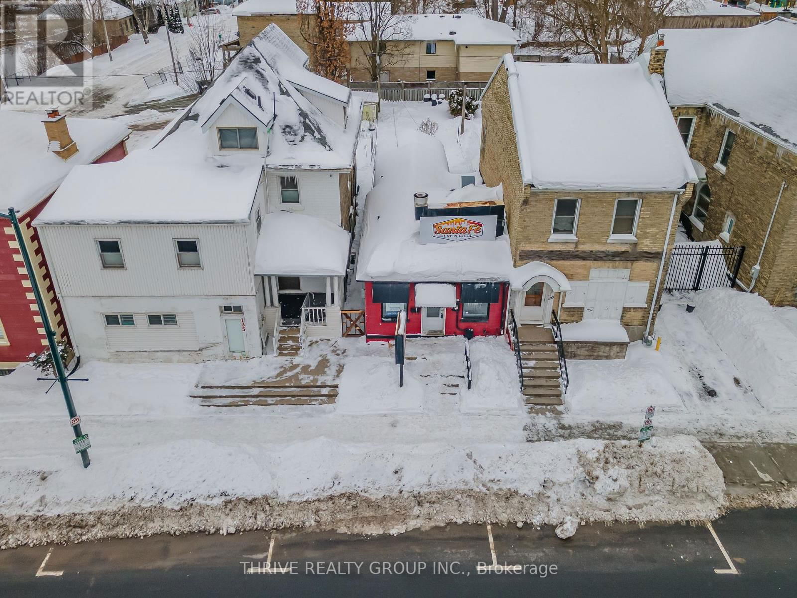 137 WELLINGTON STREET Image 41