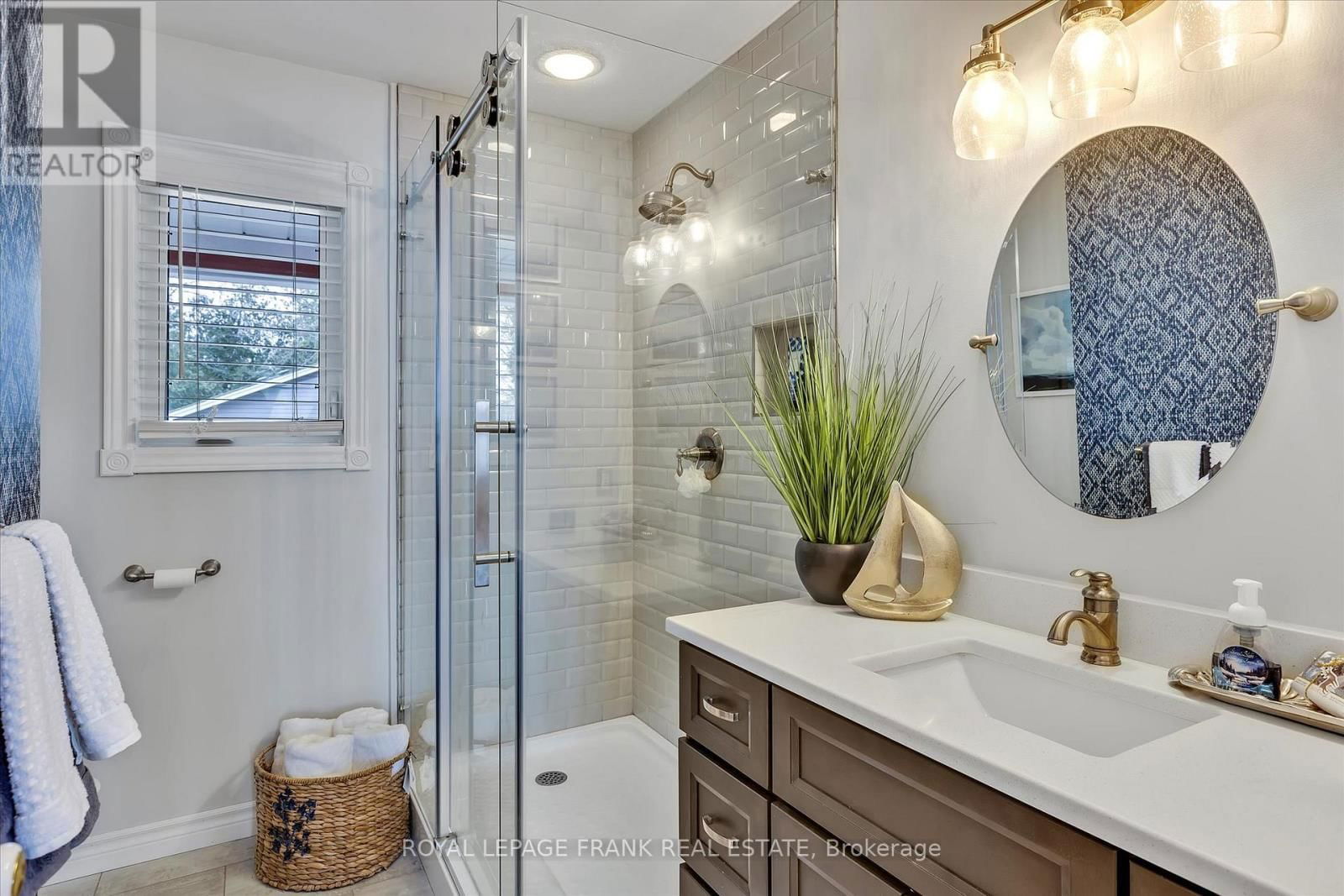 29 WESTVIEW DRIVE Image 17