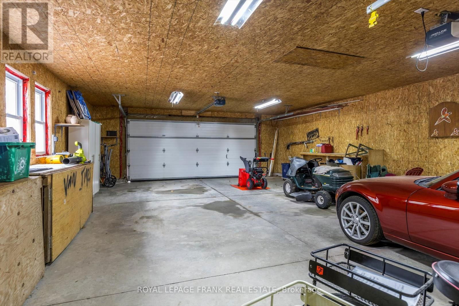 29 WESTVIEW DRIVE Image 34
