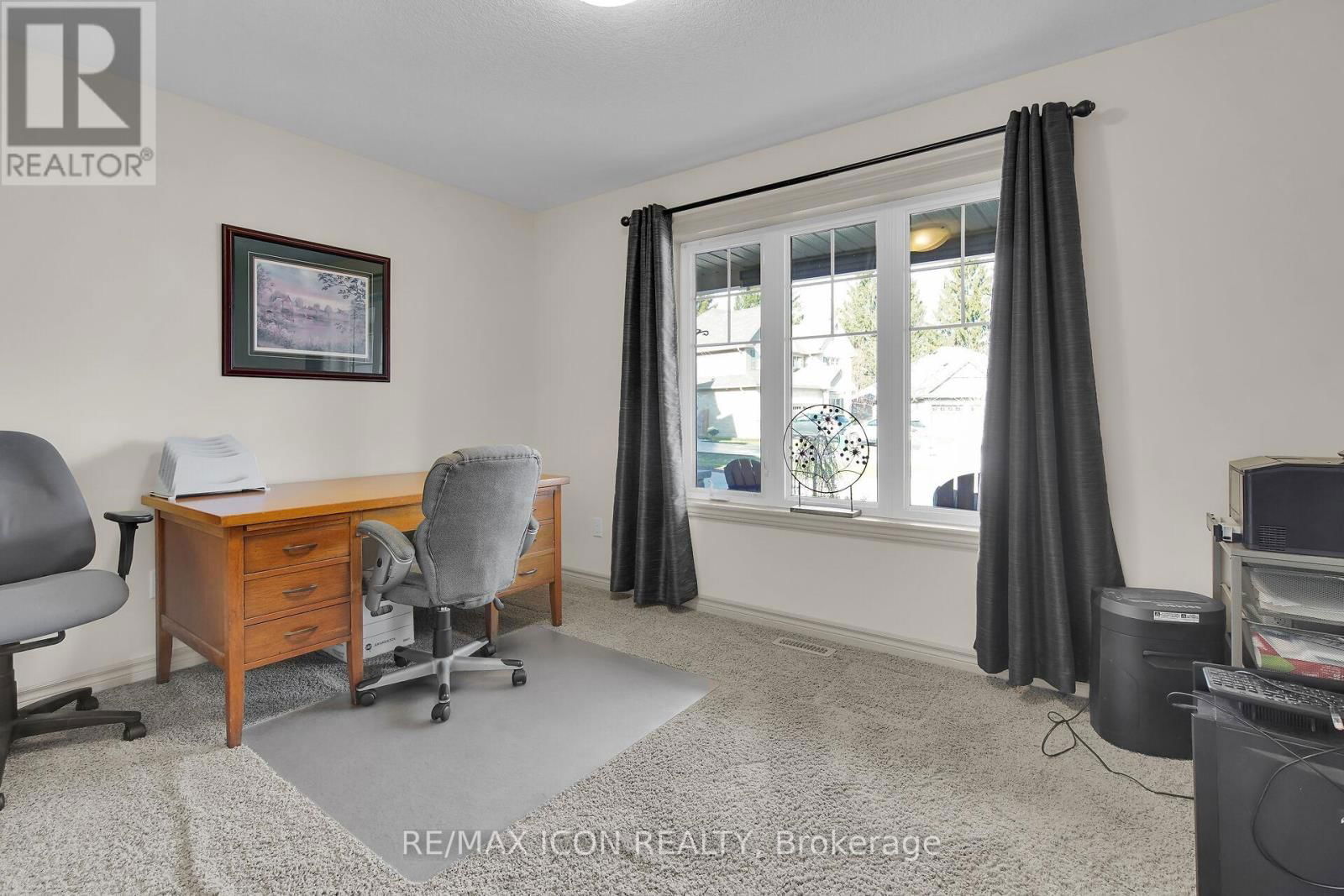 17 TANAGER PLACE Image 20
