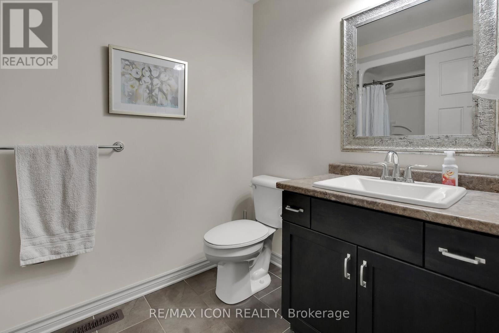 17 TANAGER PLACE Image 22