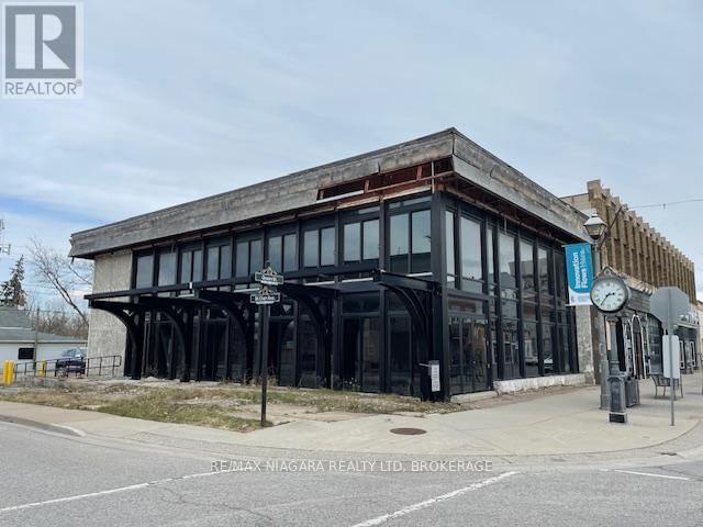 4461 QUEEN STREET Image 7