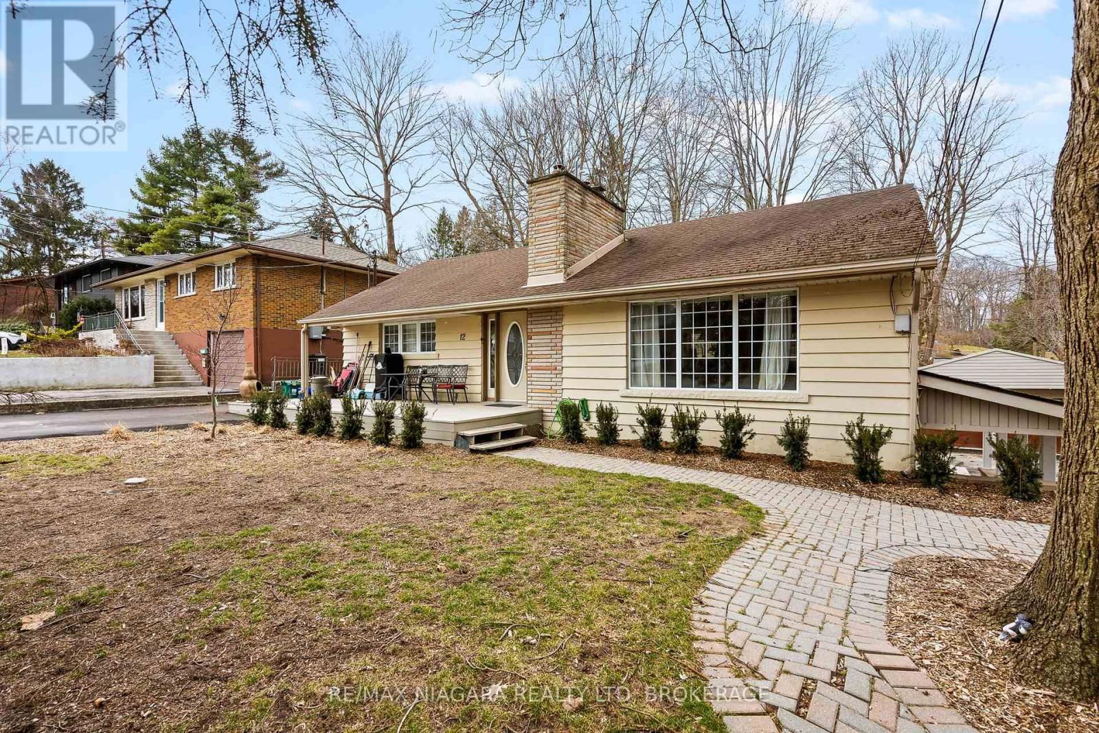 12 CEDAR STREET Image 3